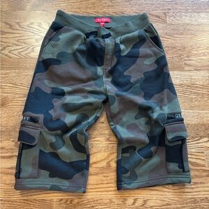 NWOT GUESS Kids Camo Cargo Long Shorts